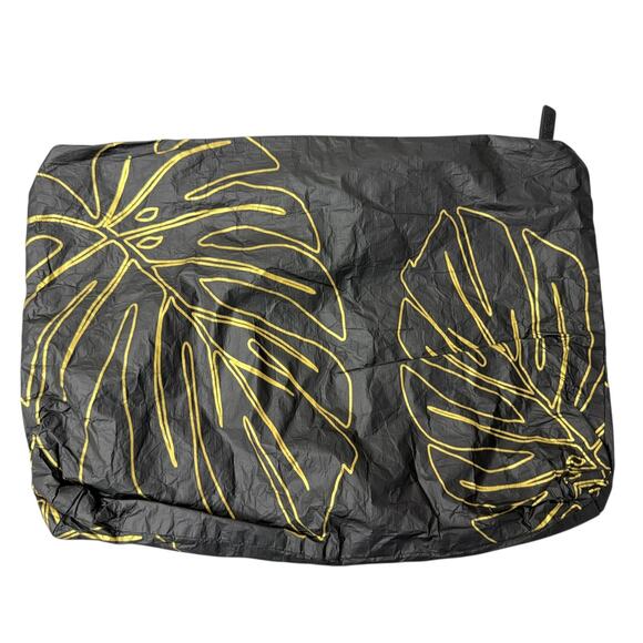 Aloha Collection Lanai Zip Pouch Black Gold Tyvek Bag Travel Packable - Picture 1 of 9
